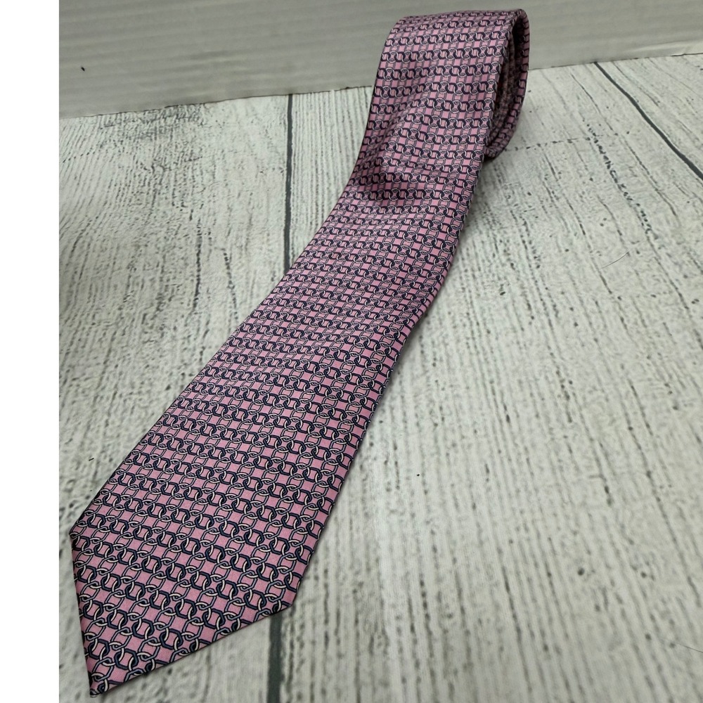Neiman Marcus Mens Pink Silk Tie Chain Link Geometric Pattern Formal Necktie